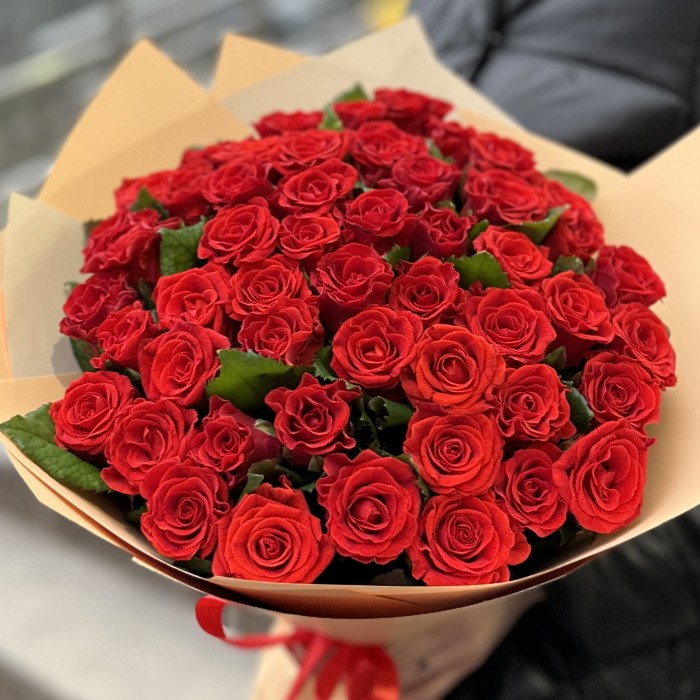 51 красная роза Эль Торо (El Toro Medium)